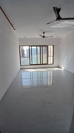 3 BHK Apartment For Sale in Shree Niketan, Kandivali West