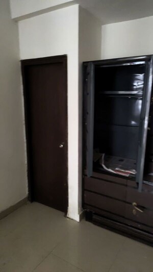Furnished Amenities in 2 BHK Apartment at Ansal Housing Woodbury, Patiala Road – for Rent