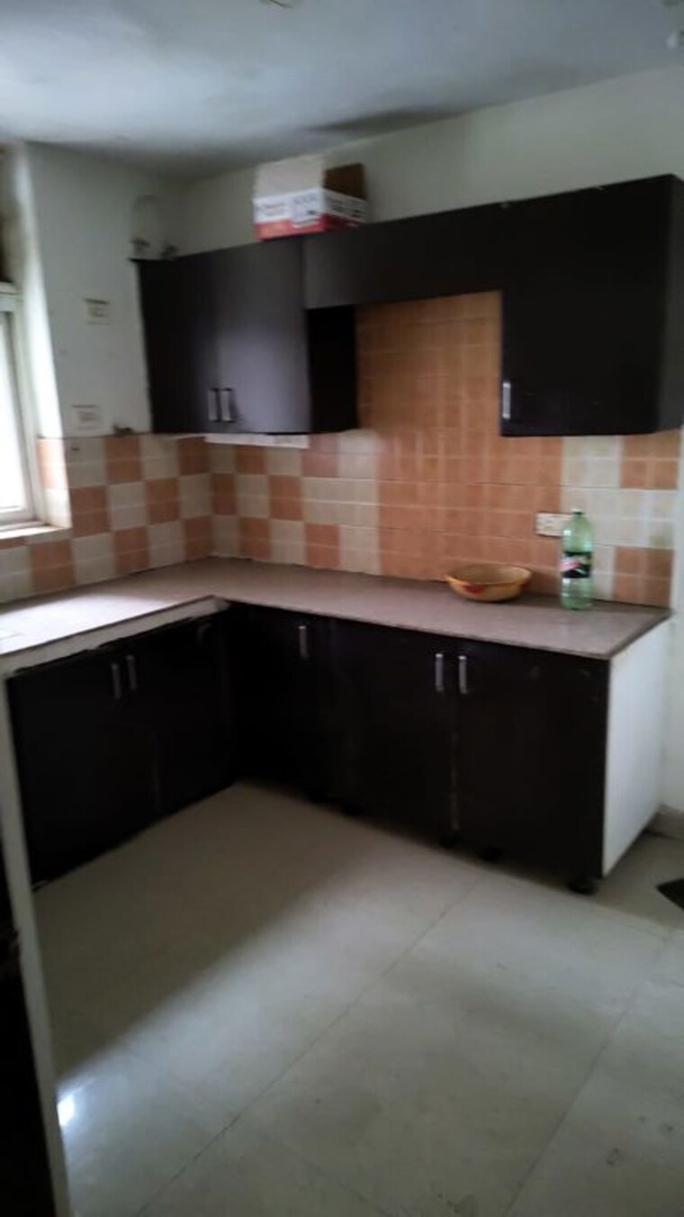 Kitchen, ansal-housing-woodbury 2 Bedroom 1100 Sq.Ft. Apartment In Patiala Road Zirakpur 9730956