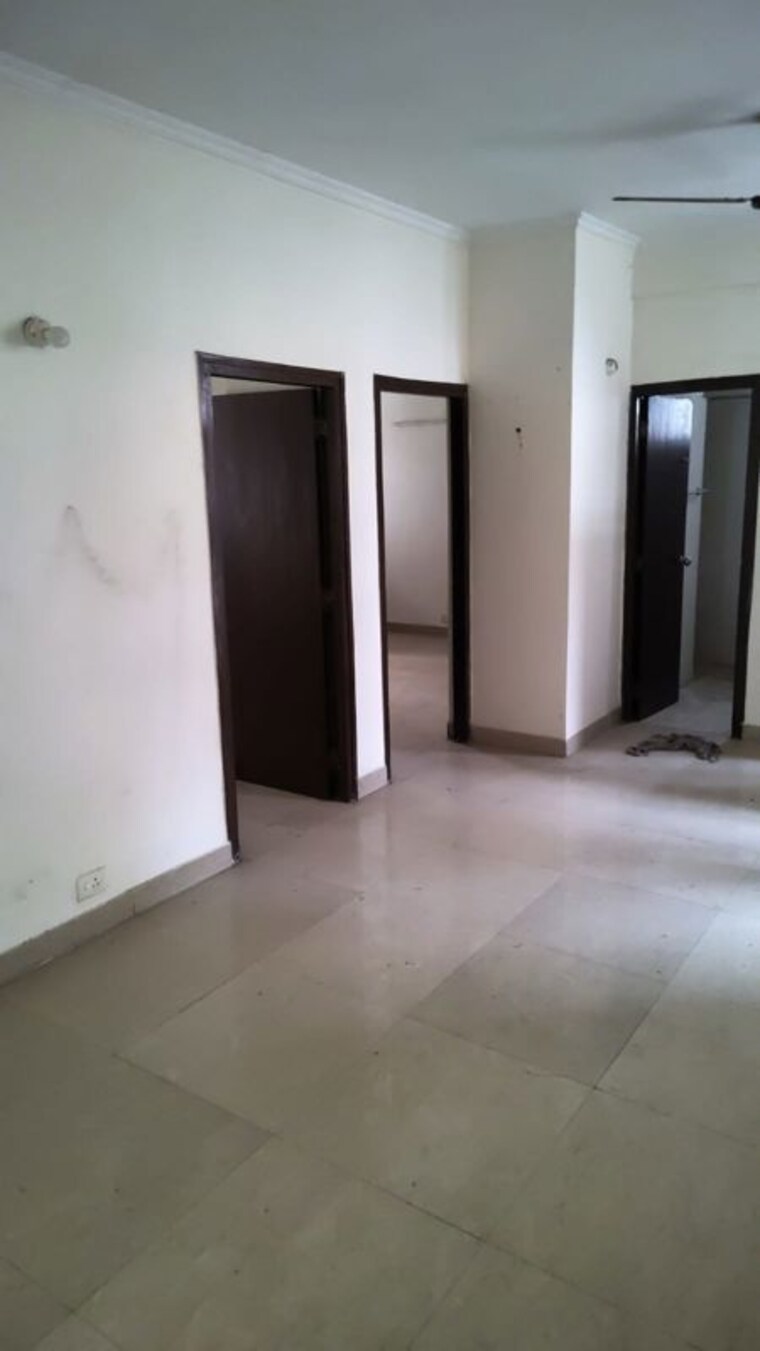 Room, ansal-housing-woodbury 2 Bedroom 1100 Sq.Ft. Apartment In Patiala Road Zirakpur 9730956