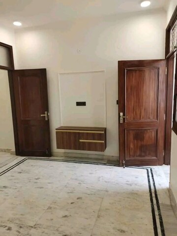 Room in 2 BHK Apartment at Agarwal Krish Garden, Nalasopara West – for Sale