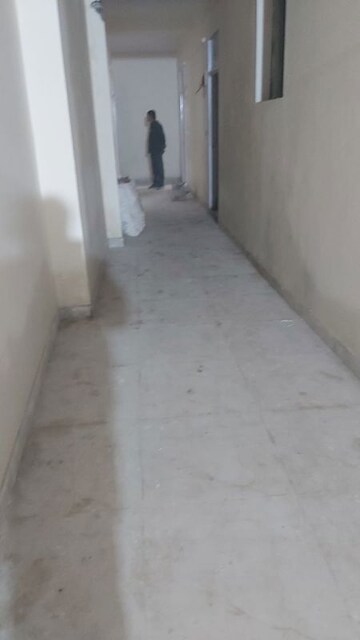 Room in 1.5 BHK Builder Floor at Mayur Vihar – for Rent