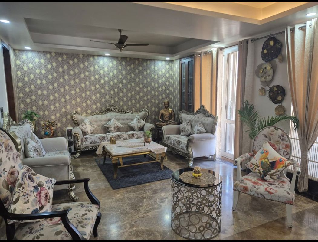 2 BHK + Servant Room 2000 Sq.Ft. Builder Floor in Ansal Sushant Apartments