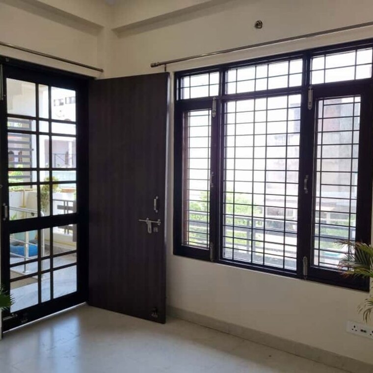 Room, gomti nagar Pg For Girls In Gomti Nagar 9730996