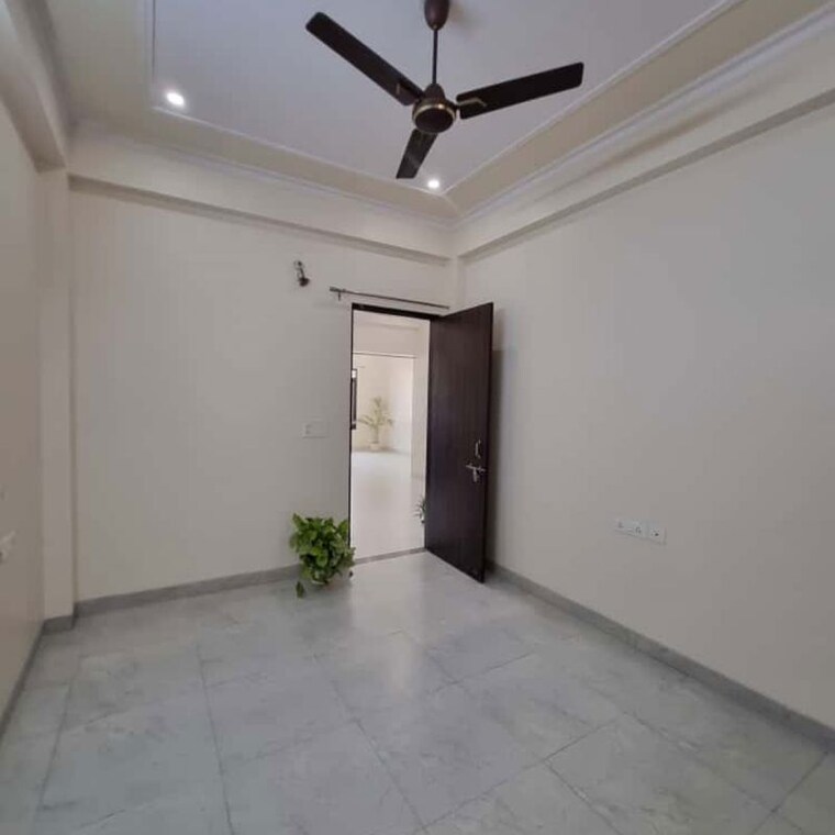 Room, gomti nagar Pg For Girls In Gomti Nagar 9730999