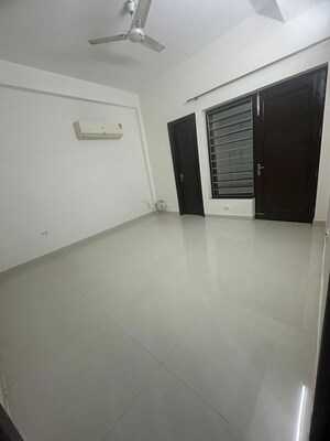 Room in 3 BHK Builder Floor at Kohli One Malibu Town, Sector 47 – for Rent