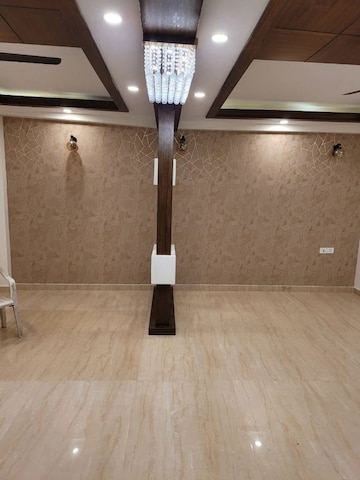 Room in 3 BHK Builder Floor at Kohli One Malibu Town, Sector 47 – for Rent