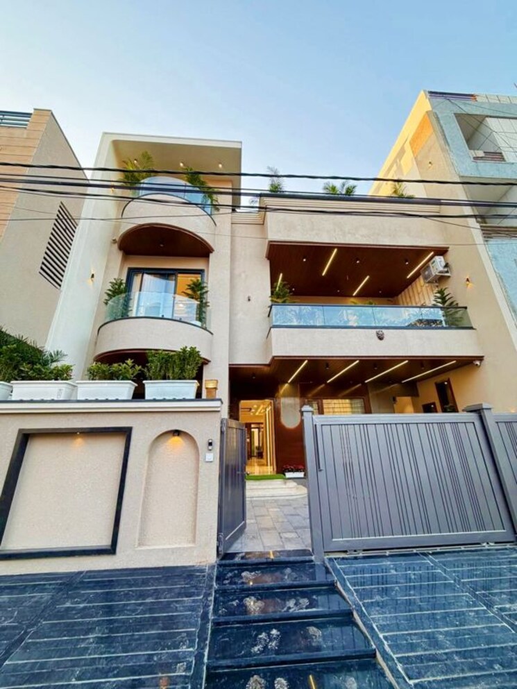 Exterior View, vaishali nagar 5 Bedroom 5800 Sq.Ft. Independent House In Vaishali Nagar Jaipur 9731011