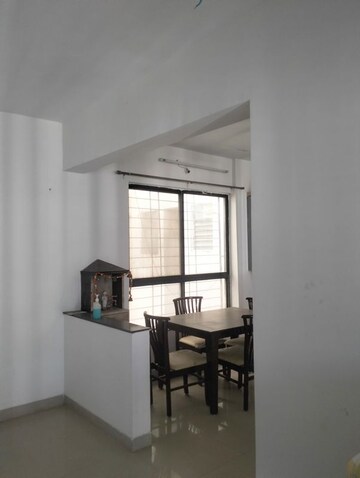 Kitchen in 3.5 BHK Apartment at Raheja Vistas Phase 1, Mohammadwadi – for Rent