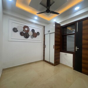 Room in 2 BHK Builder Floor at Mohan Garden – for Sale
