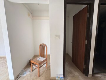 Room in 2 BHK Apartment at Lodha Casa Lagoona, Shilphata – for Sale