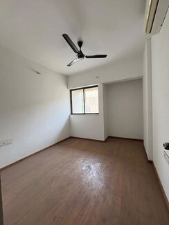 2 BHK + Pooja Room,Extra Room Apartment For Sale in Lodha Casa Lagoona