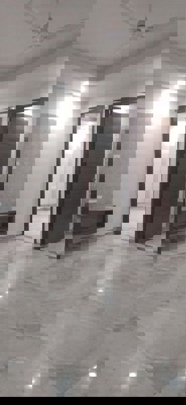 2 BHK + Servant Room Builder Floor For Rent in Munjal Tower