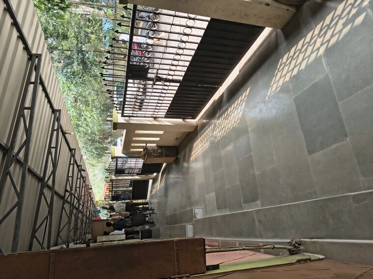 Exterior View, kurla east Commercial Office Space 300 Sq.Ft. In Kurla East Mumbai 9731070