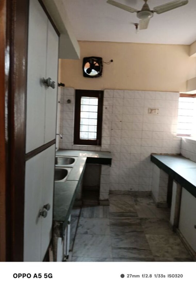 Kitchen, rwa-apartments 1 Bedroom 500 Sq.Mt. Independent House In Sector 31 Noida 9731075