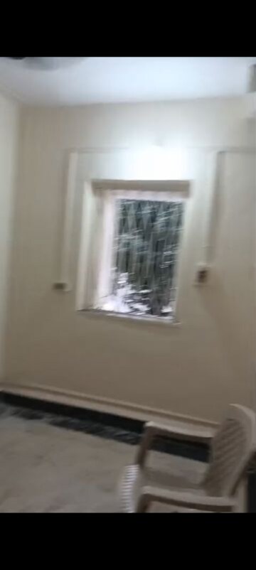 Room in 1 BHK Apartment at Kurla East – for Rent