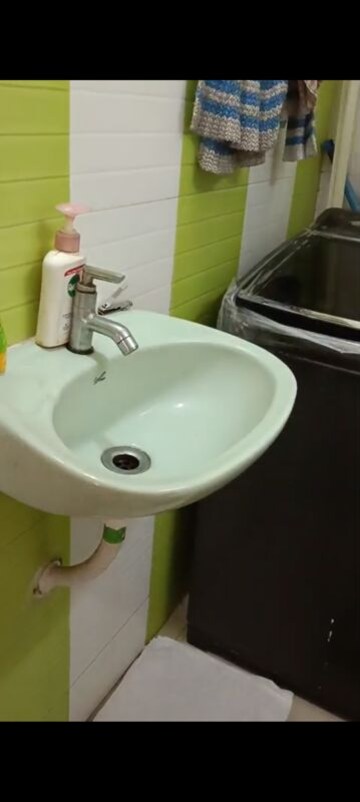 Bathroom in 1 BHK Apartment at Kurla East – for Rent