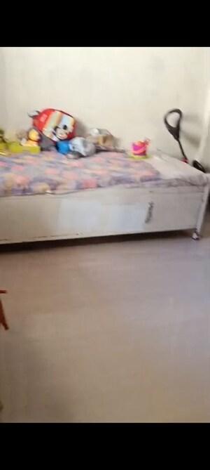 Bedroom in 1 BHK Apartment at Kurla East – for Rent