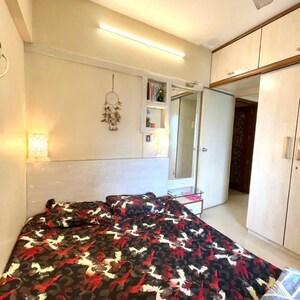 Bedroom in 2 BHK Apartment at Windsor Apartment Bandra West, St. Peters Colony – for Rent