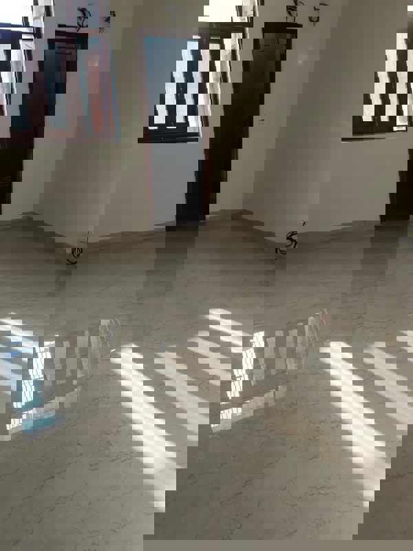 2 BHK + Extra Room Independent House For Rent in Rwa Apartment Sector 44 N