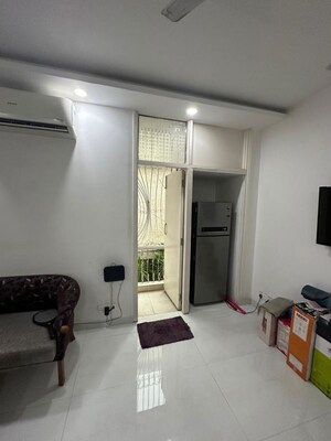 Room in 2 BHK Apartment at Malviya Nagar – for Rent