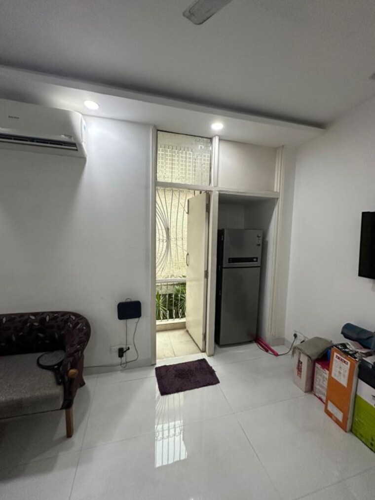 Room, malviya nagar 2 Bedroom 900 Sq.Ft. Apartment In Malviya Nagar Delhi 9731133