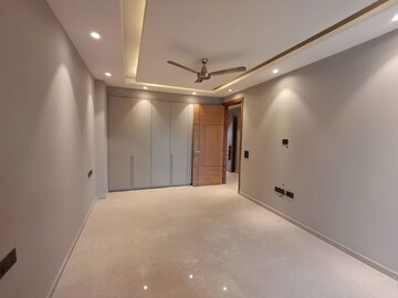 Room in 3 BHK Builder Floor at Greater Kailash I – for Sale