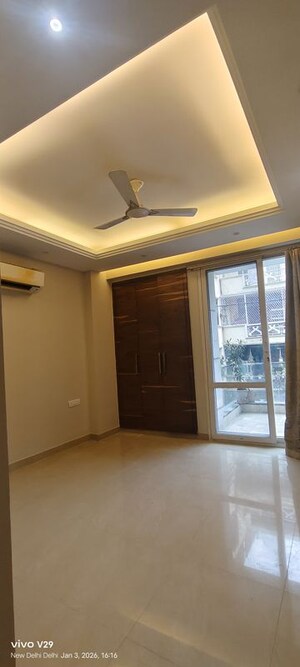 Room in 3 BHK Builder Floor at Greater Kailash I – for Rent