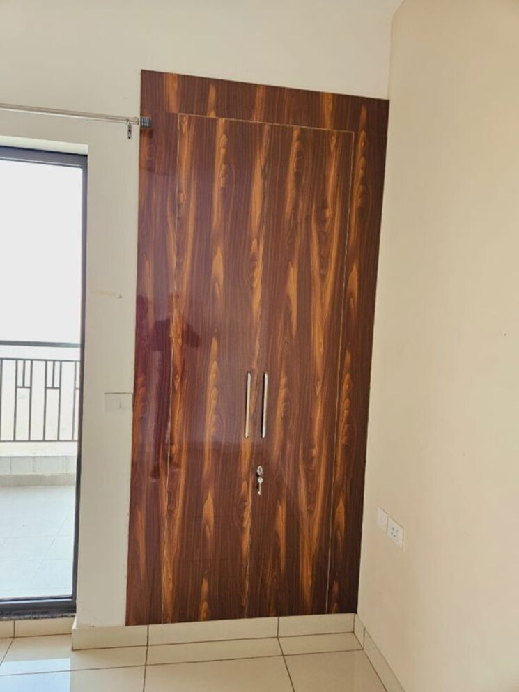 undefined, gaur-city-2-14th-avenue 2 Bedroom 1040 Sq.Ft. Apartment In Sector 16c Greater Noida Greater Noida 9731168