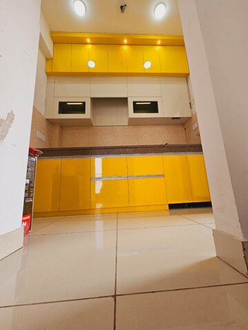 Furnished Amenities in 2 BHK Apartment at Gaur City 2 - 14th Avenue, Sector 16c Greater Noida – for Rent