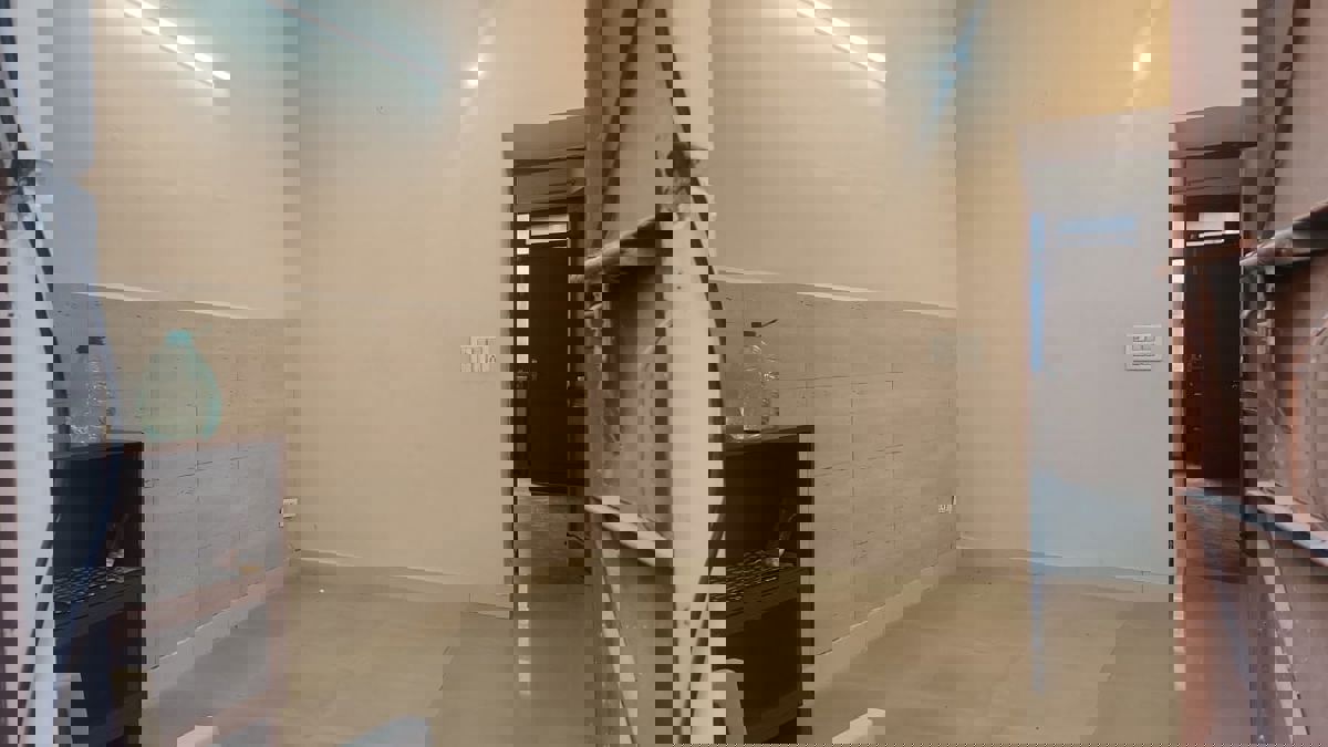 1 BHK Builder Floor For Rent in East Of Kailash, New Delh