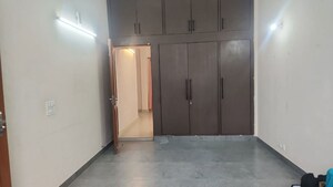 Room in 1 BHK Builder Floor at East Of Kailash – for Rent