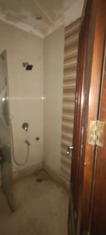 Bathroom in 4 BHK Builder Floor at Roop Nagar – for Rent