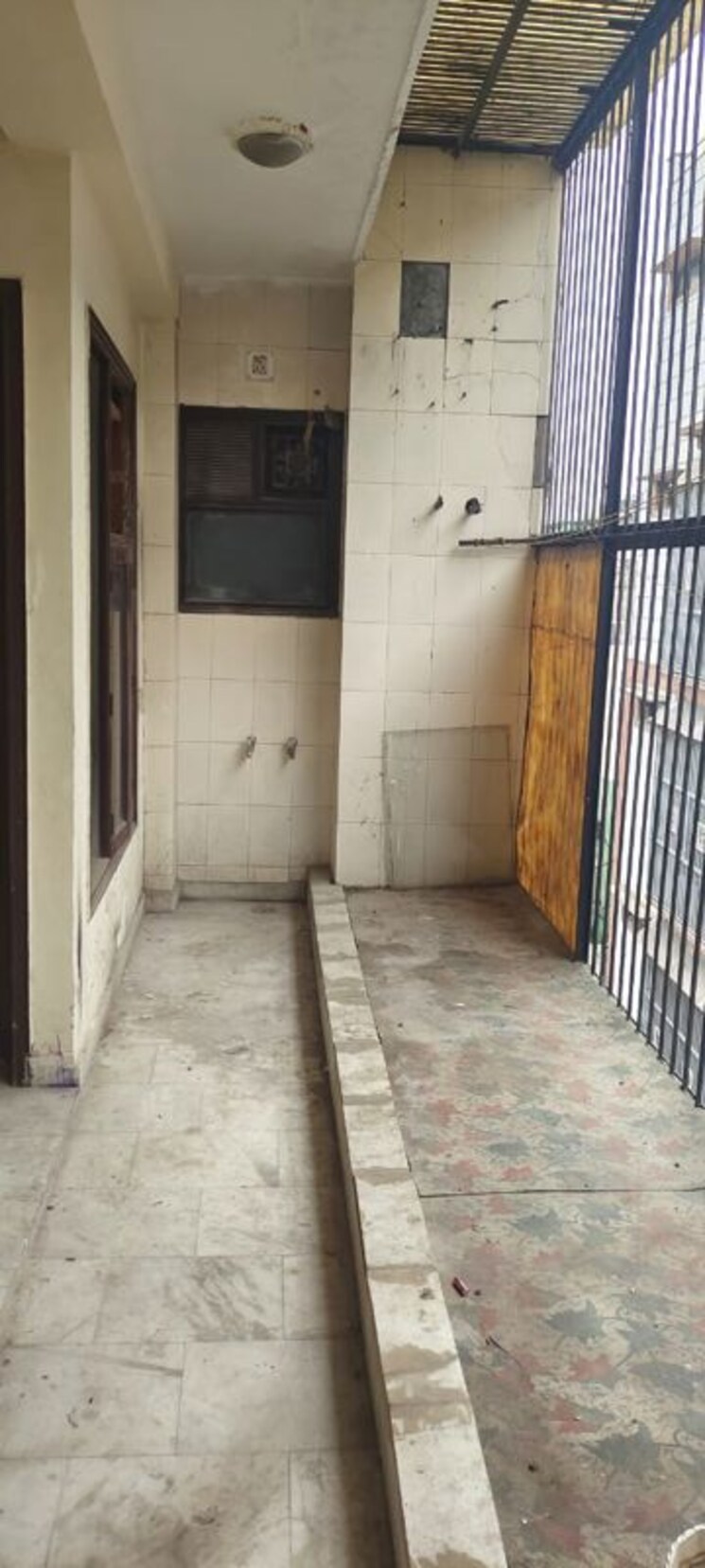 Balcony, roop nagar 4 Bedroom 2700 Sq.Ft. Builder Floor In Roop Nagar Delhi 9731185