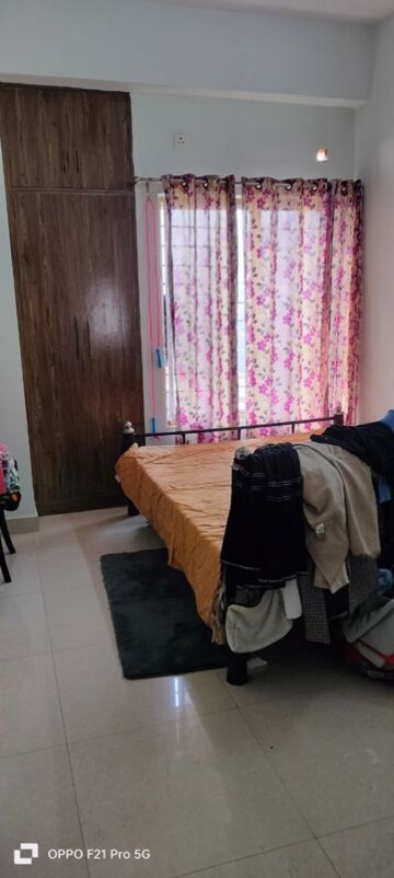 Bedroom in 2 BHK Builder Floor at Vip Road – for Rent