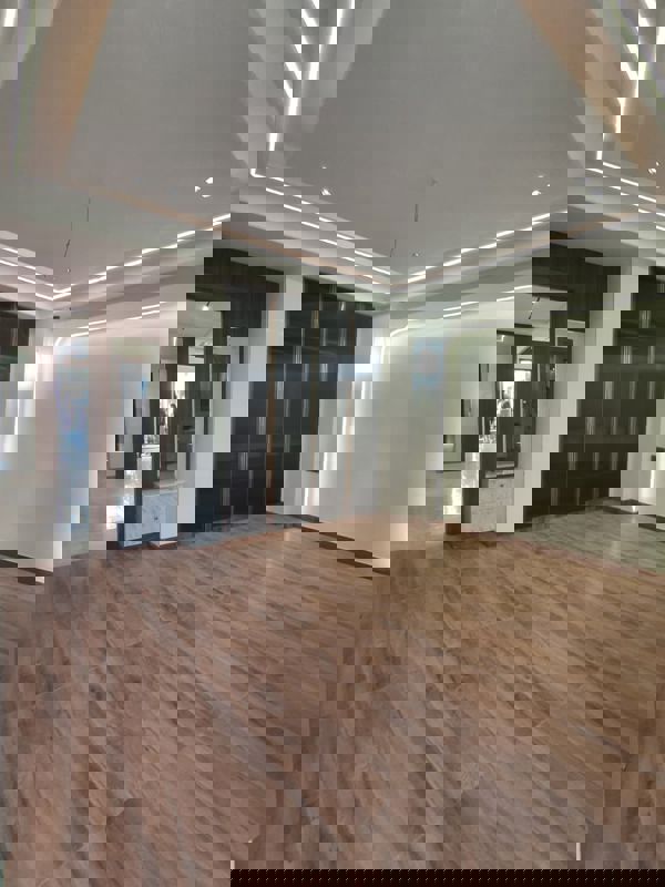 3.5 BHK + Servant Room Builder Floor For Sale in 3277, Block H, Sector 57,