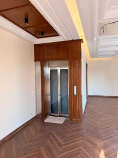 4 BHK + Pooja Room,Servant Room,Study Room,Extra Room Builder Floor For Sale in Sector 4