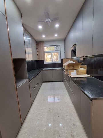 Kitchen in 3.5 BHK Builder Floor at South City 2 – for Sale