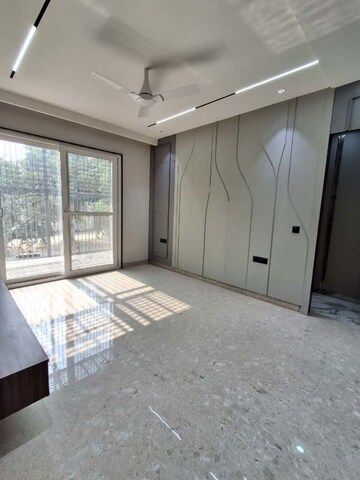 Room in 3.5 BHK Builder Floor at South City 2 – for Sale