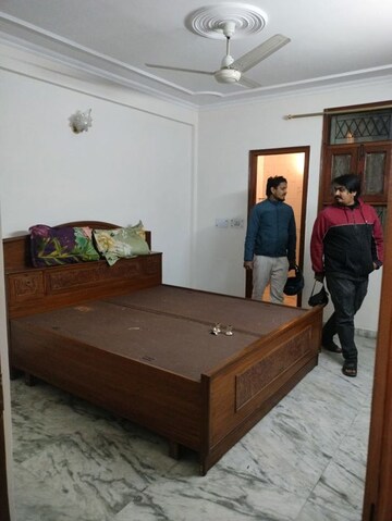 Bedroom in 3 BHK Builder Floor at Saket – for Rent