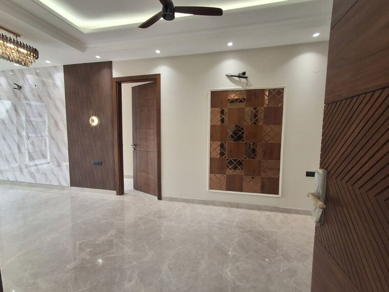Dinning Area, sushant lok iii 3.5 Bedroom 1935 Sq.Ft. Builder Floor In Sushant Lok Iii Gurgaon 9731245