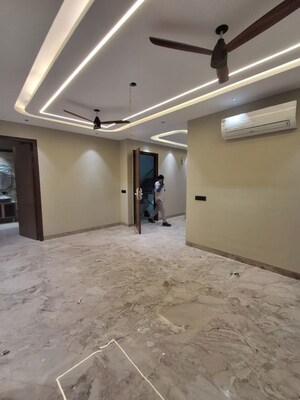 Hall in 4 BHK Builder Floor at Sector 57 – for Sale