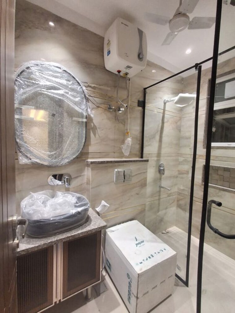 Bathroom, sector 57 4 Bedroom 2367 Sq.Ft. Builder Floor In Sector 57 Gurgaon 9731252