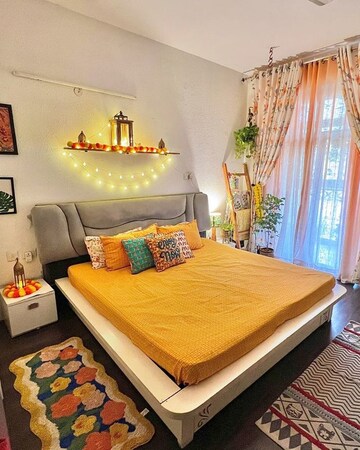 Room in  Pg at Vineet Khand – for Rent