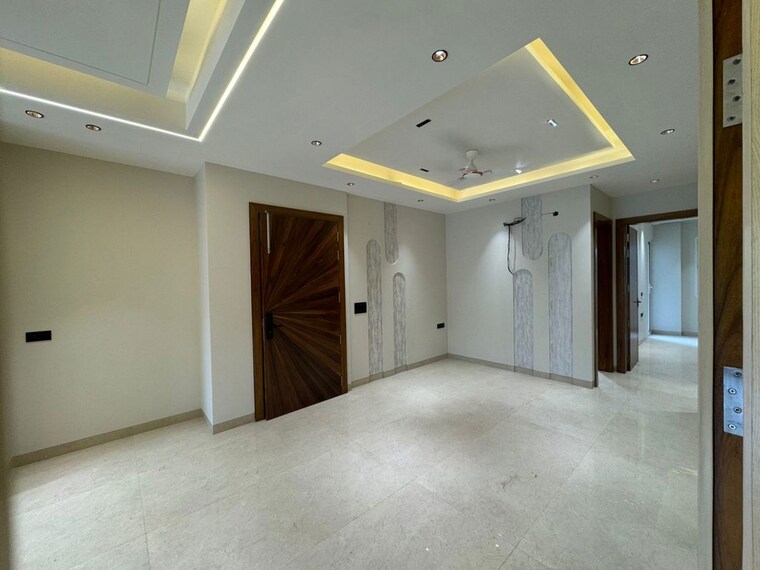 Room, sector 48 4 Bedroom 2160 Sq.Ft. Builder Floor In Sector 48 Gurgaon 9731265