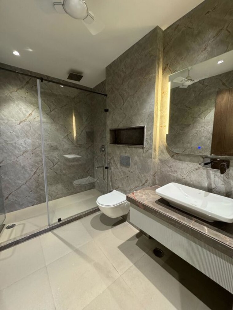 Bathroom, sector 48 4 Bedroom 4518 Sq.Ft. Builder Floor In Sector 48 Gurgaon 9731279
