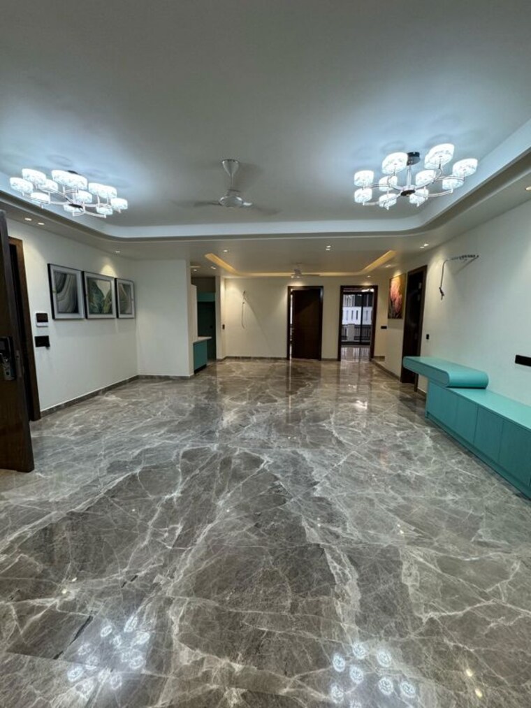 Hall, sector 48 4 Bedroom 4518 Sq.Ft. Builder Floor In Sector 48 Gurgaon 9731279