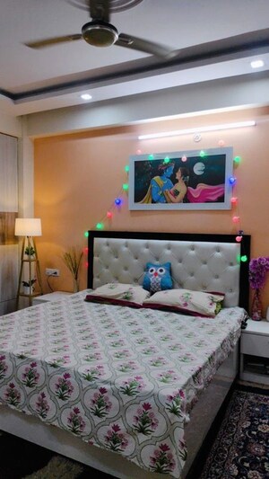 Room in  Pg at Viram Khand – for Rent