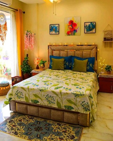 Room in  Pg at Vineet Khand – for Rent