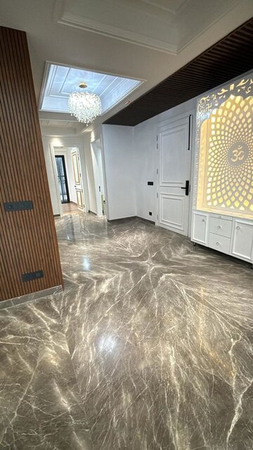 Bedroom in 4 BHK Builder Floor at South City 2 – for Sale